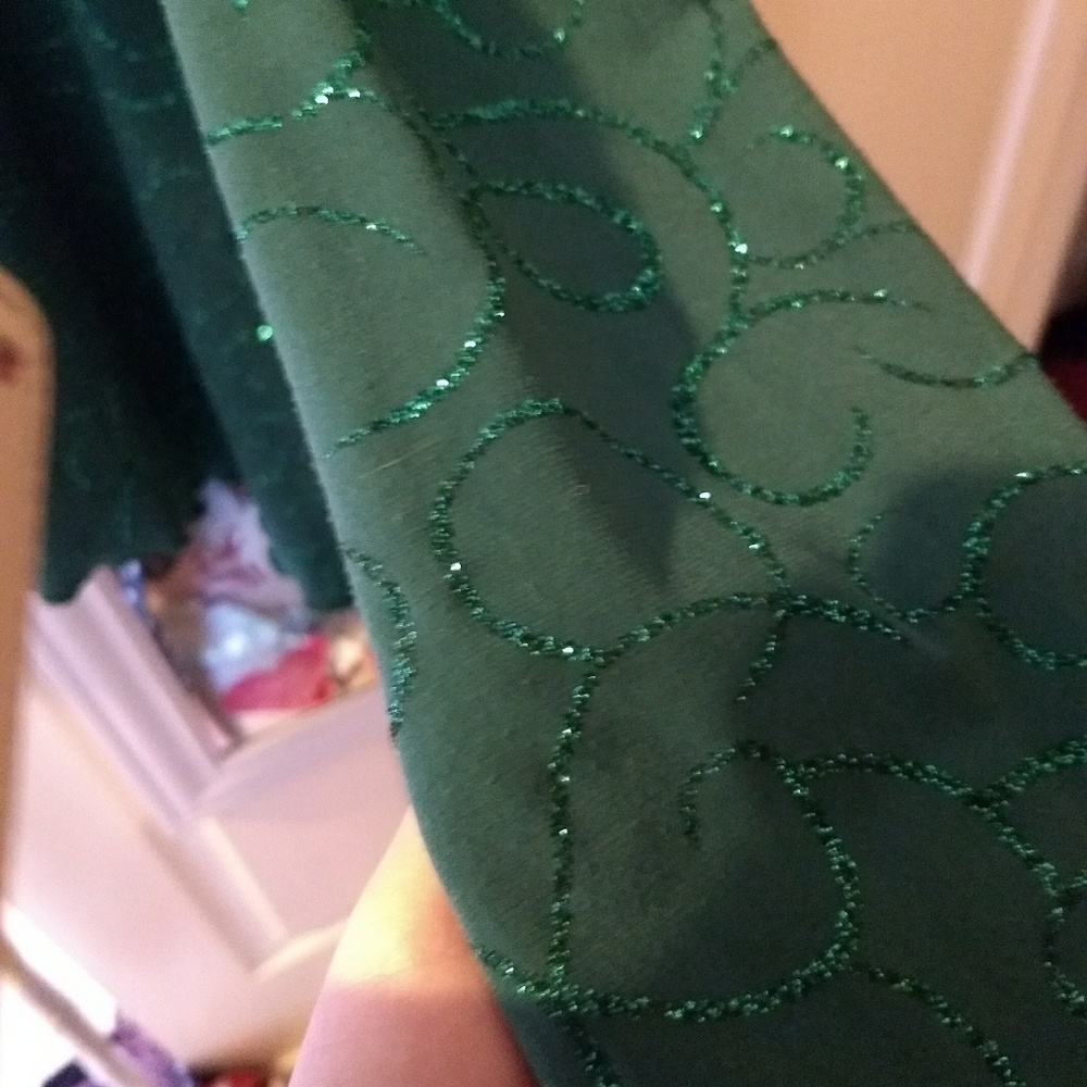 Dress - Picture 4 of 5